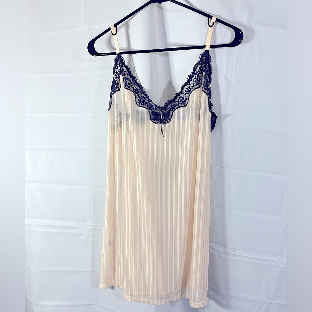Cream and Grey Adjustable Strap Chemise Nighty
